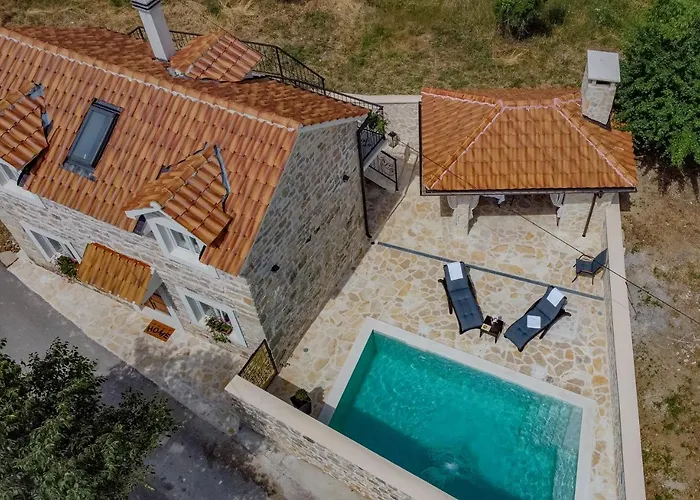Villa Mara