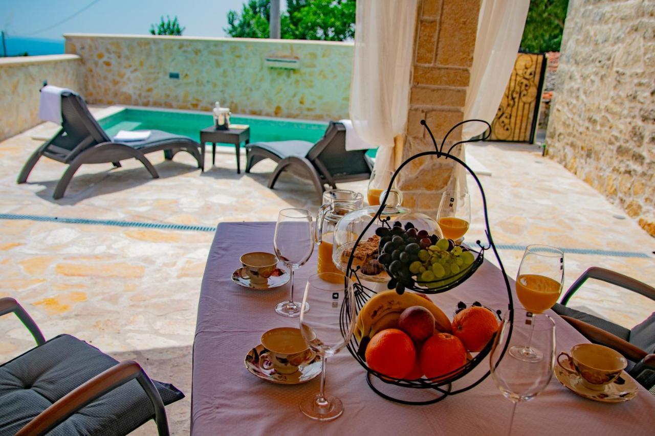 Villa Mara